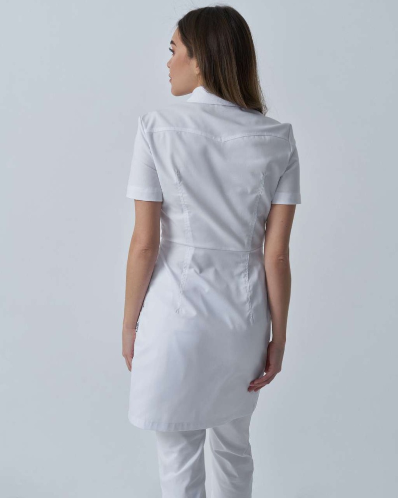 Медицинский женский халат белый Karamel KL104