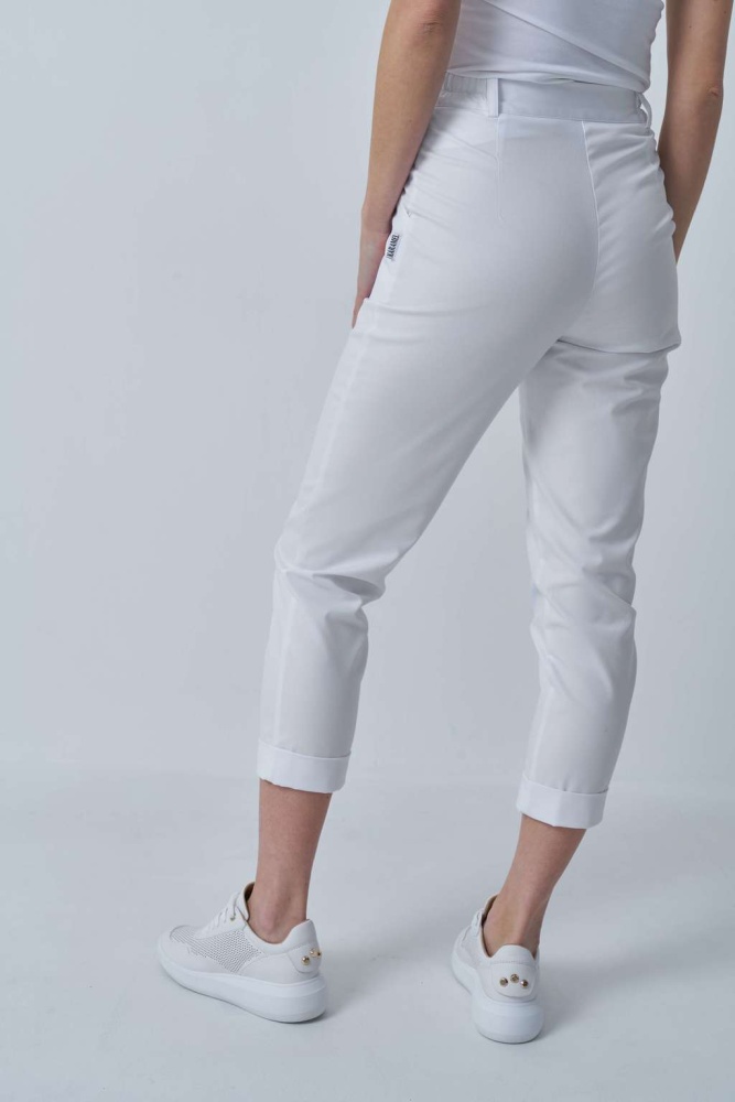 Медицинские брюки женские со стрелками белые Karamel KL304
