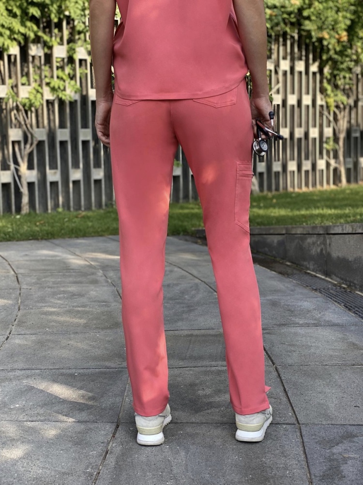 Медицинские брюки женские грейпфрутового цвета WEARPLUS Janet