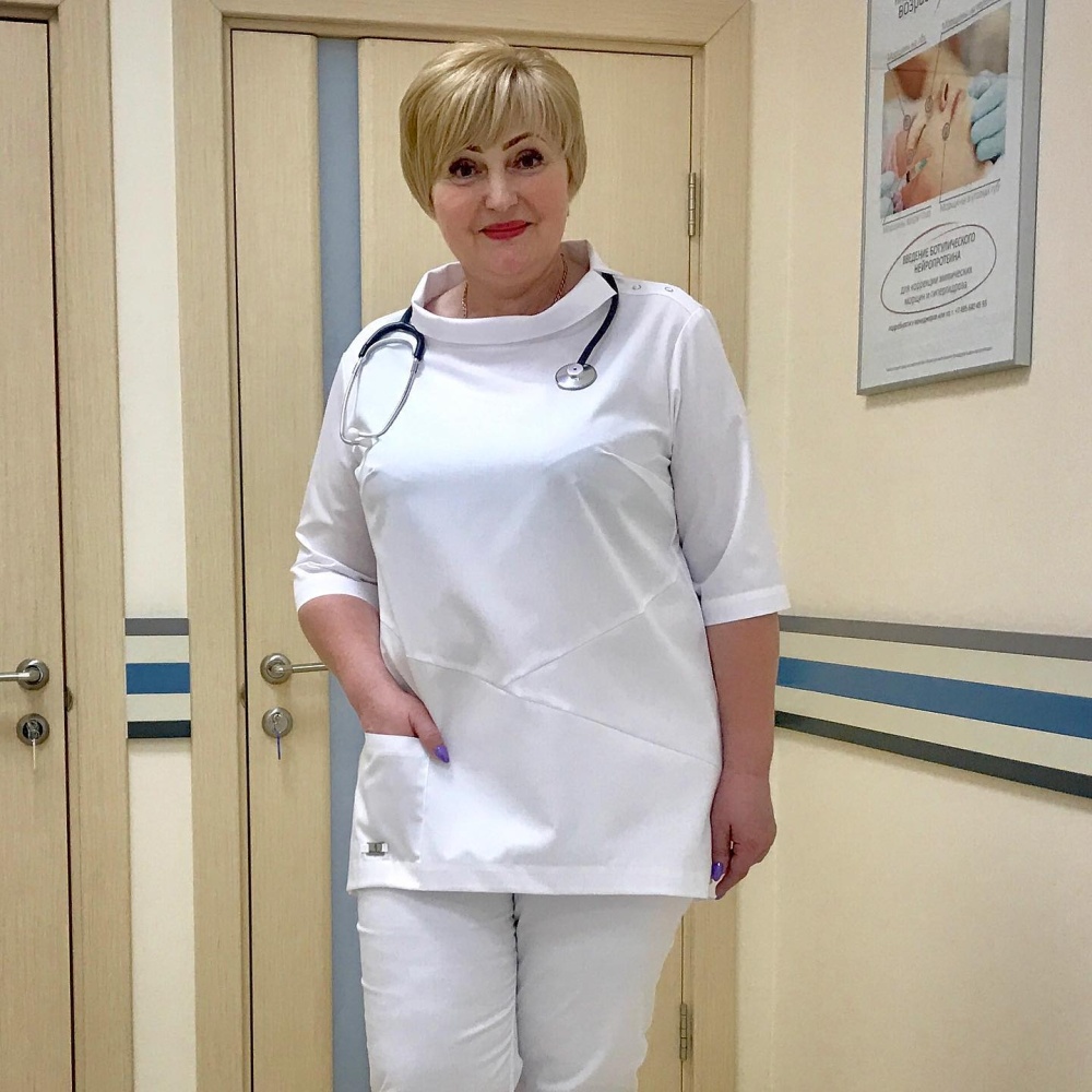 Медицинская женская блуза белая Модный Доктор M-11004бKn