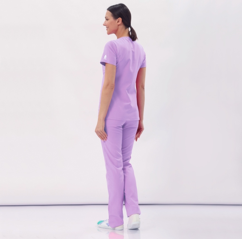 Медицинский костюм женский фиолетовый Delaware D888